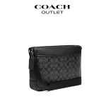 COACH DISTRICT 經典標誌男士單肩斜背包